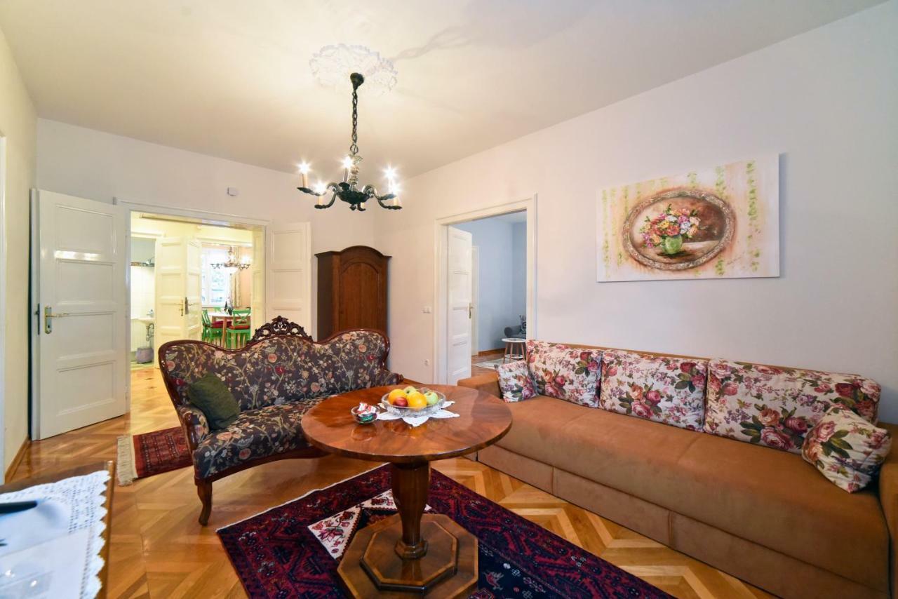 Tatjana Apartment *
